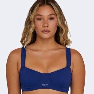 SET ACTIVE Sculptflex Contour Bra - Strike